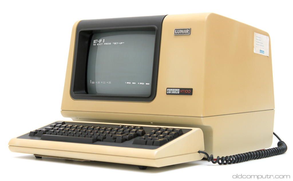 Digital VT100 (1978) | Oldcomputr.com